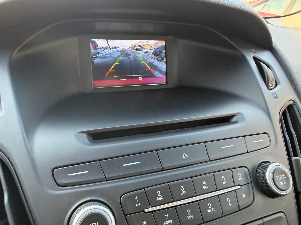 Used 2016 Ford Focus SE image 13