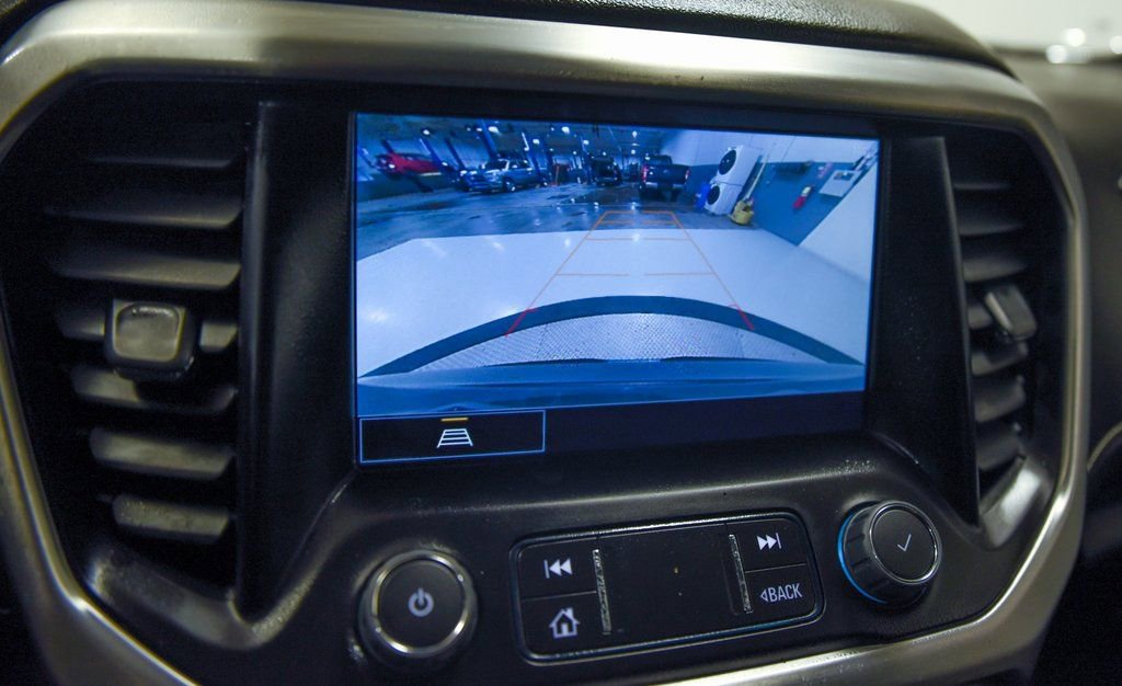 Used 2023 GMC Acadia SLT FWD image 23