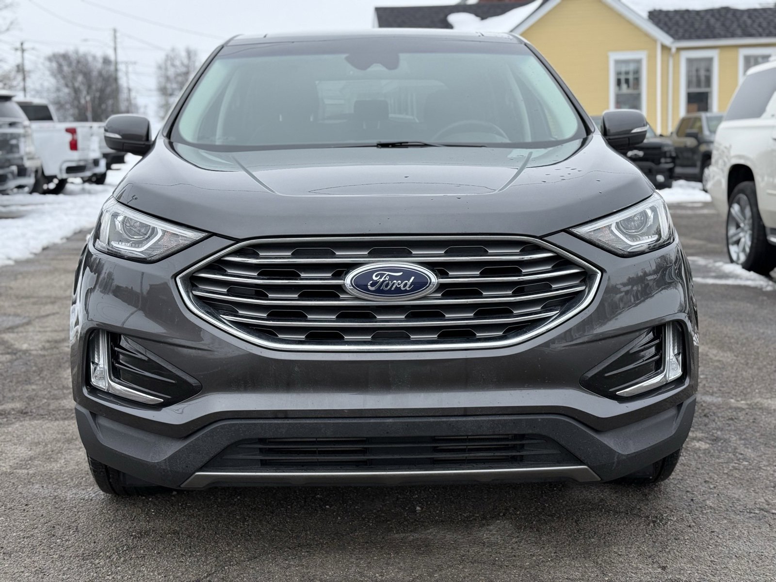 Used 2020 Ford Edge SEL w/ Cargo Accessory Package image 10