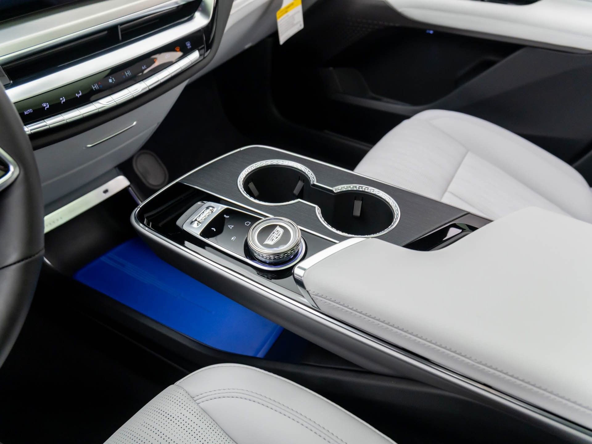 New 2026 Cadillac Lyriq Sport image 14