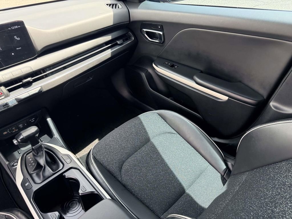 Used 2025 Kia K4 GT-Line FWD image 27