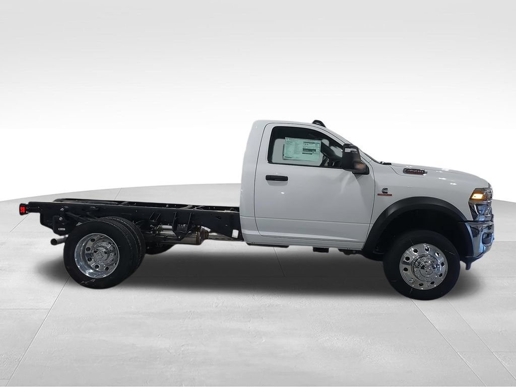 New 2026 RAM 4500 Tradesman w/ Chrome Appearance Group AWD/4WD image 9