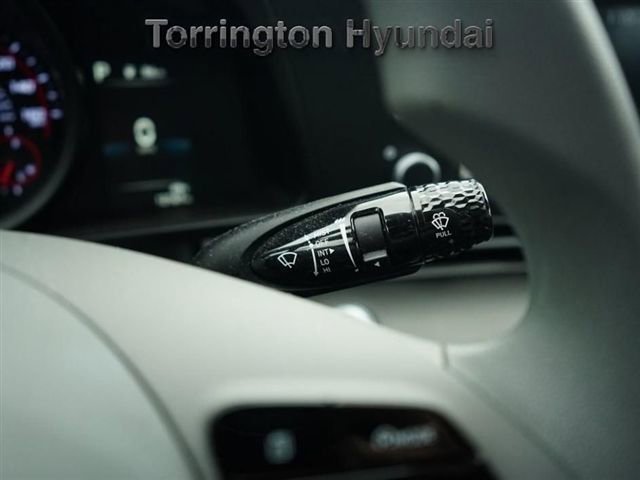 Certified 2023 Hyundai Elantra SEL image 30