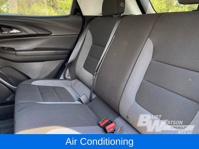 Used 2025 Chevrolet TrailBlazer LT FWD image 14