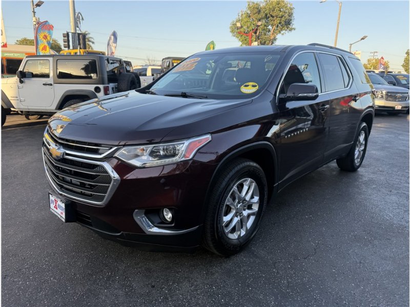 Used 2020 Chevrolet Traverse LT FWD image 3