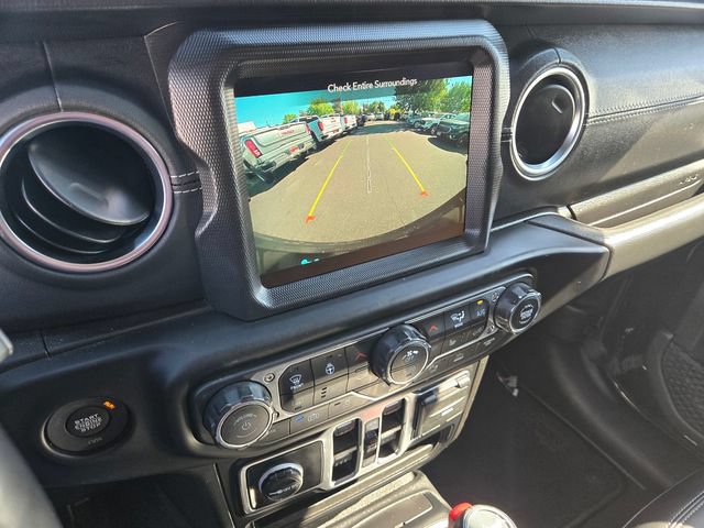 Used 2022 Jeep Wrangler Unlimited Sahara w/ Cold Weather Group AWD/4WD image 26