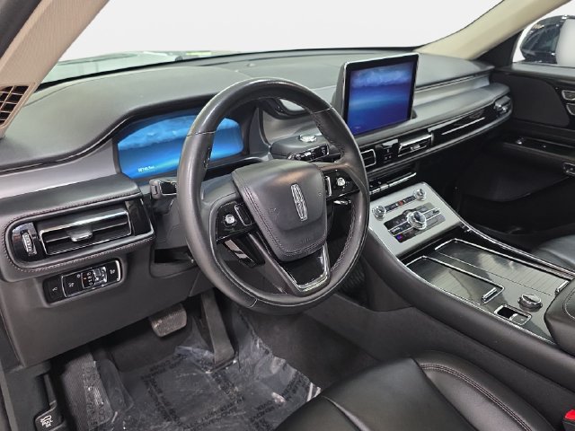 Certified 2024 Lincoln Aviator AWD w/ Premium Package image 13