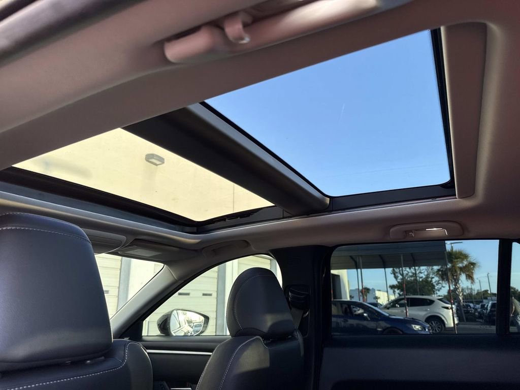 Certified 2025 MAZDA CX-50 AWD 2.5 S w/ Premium Package image 20