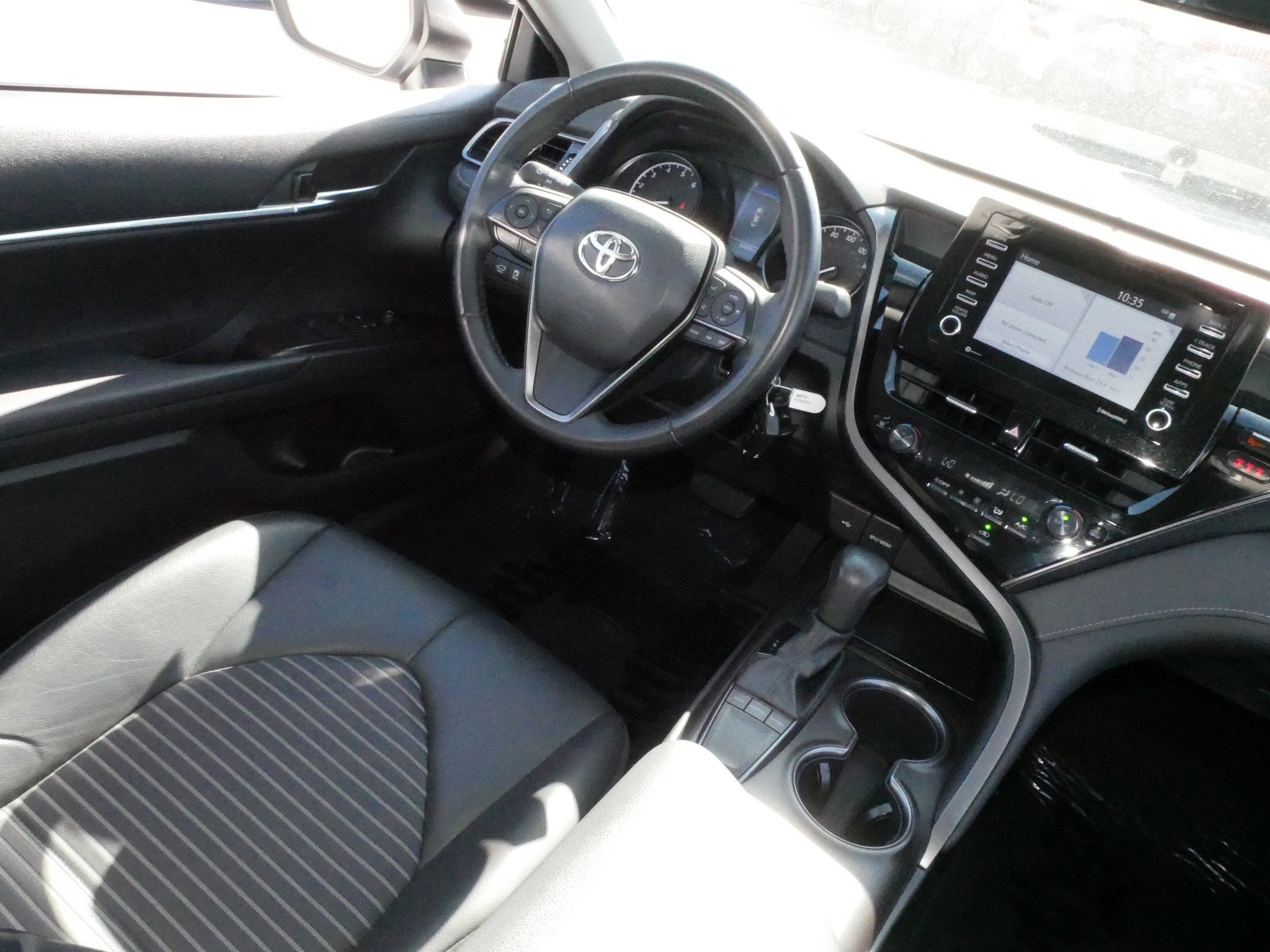 Certified 2023 Toyota Camry SE FWD image 9