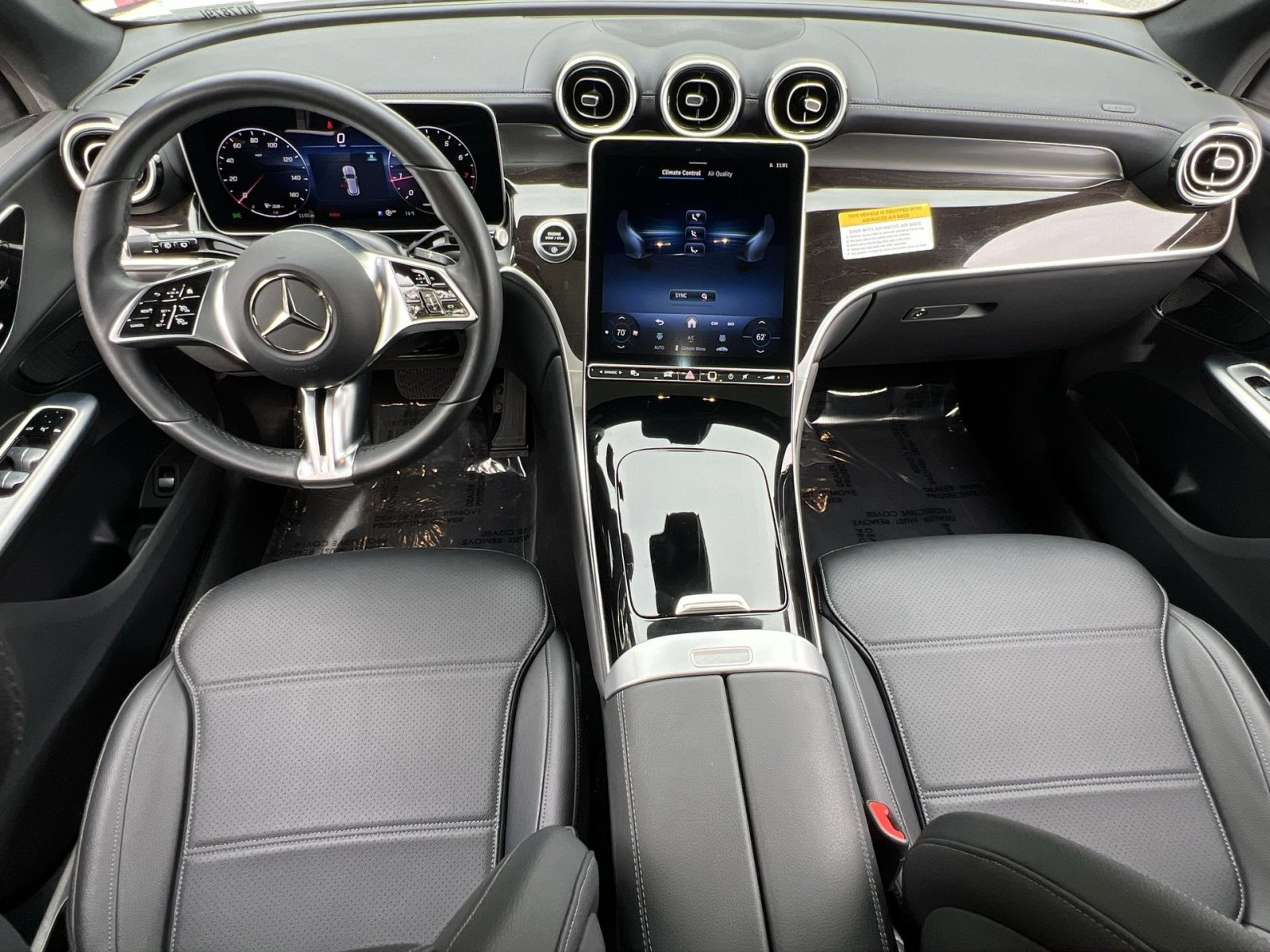 Certified 2025 Mercedes-Benz GLC 300 4MATIC image 26