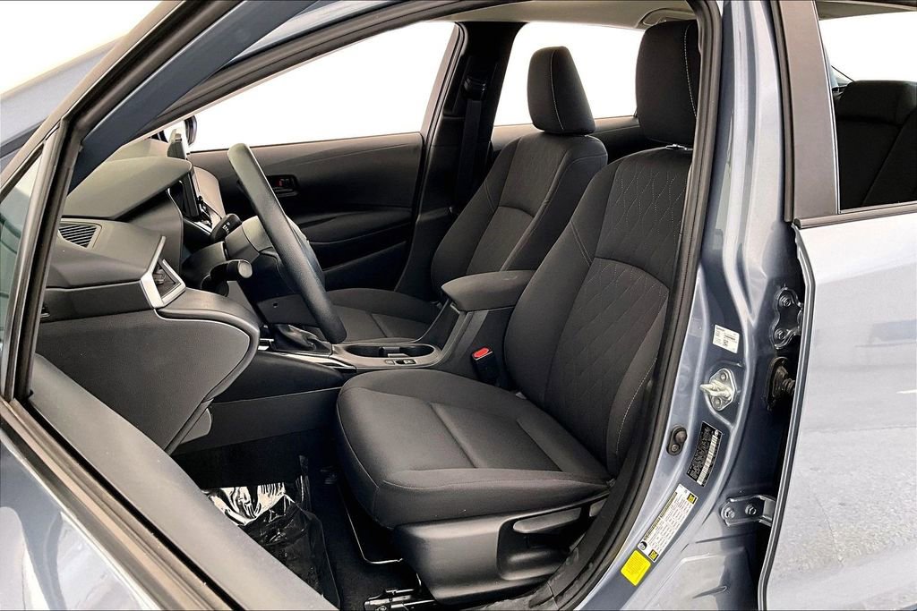 Used 2024 Toyota Corolla LE image 30