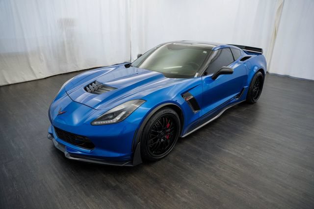 Used 2015 Chevrolet Corvette Z06 w/ 3LZ Preferred Equipment Group RWD image 3