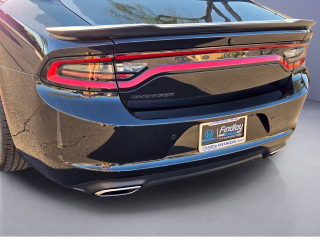 Used 2022 Dodge Charger SXT w/ Blacktop Package RWD image 5