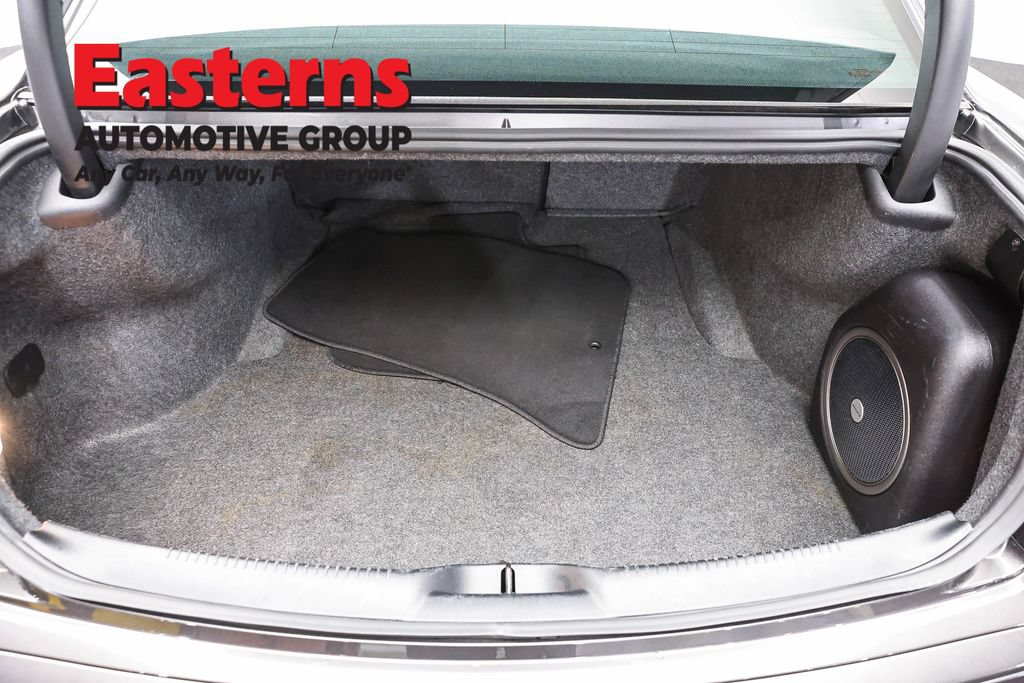 Used 2023 Chrysler 300 S RWD image 9