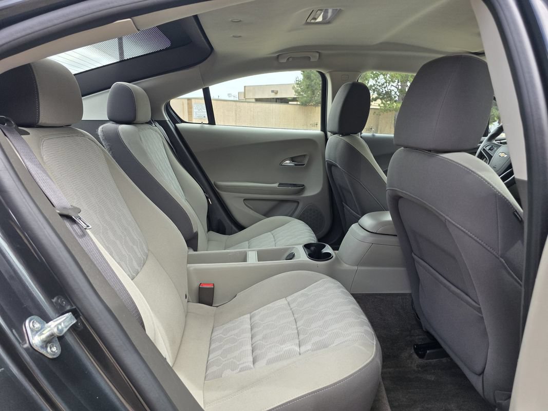 Used 2014 Chevrolet Volt w/ Enhanced Safety Package 1 FWD image 20