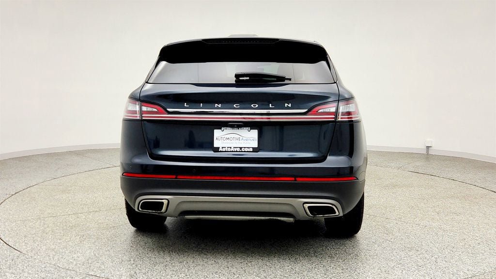 Used 2022 Lincoln Nautilus AWD w/ Premium Package image 6
