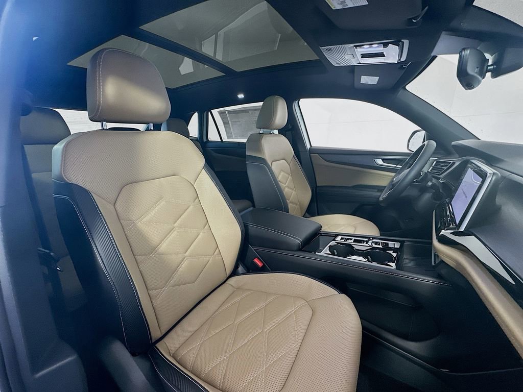 New 2026 Volkswagen Atlas Cross Sport SE image 28