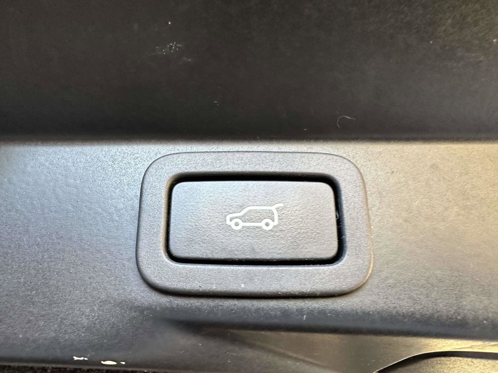 Used 2016 Land Rover Range Rover Sport Autobiography image 13