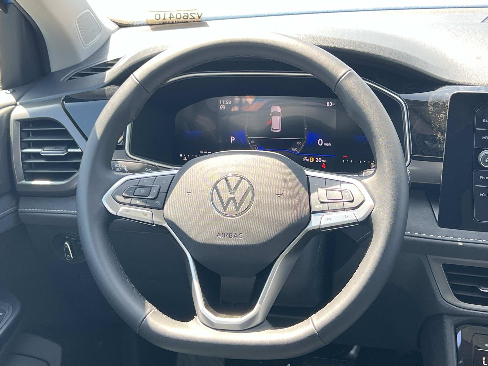 New 2026 Volkswagen Taos SE FWD image 8