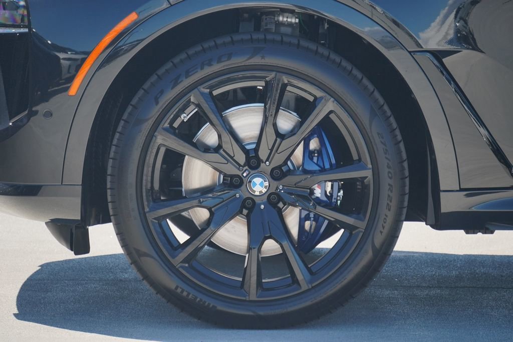 New 2026 BMW X7 M60i image 5