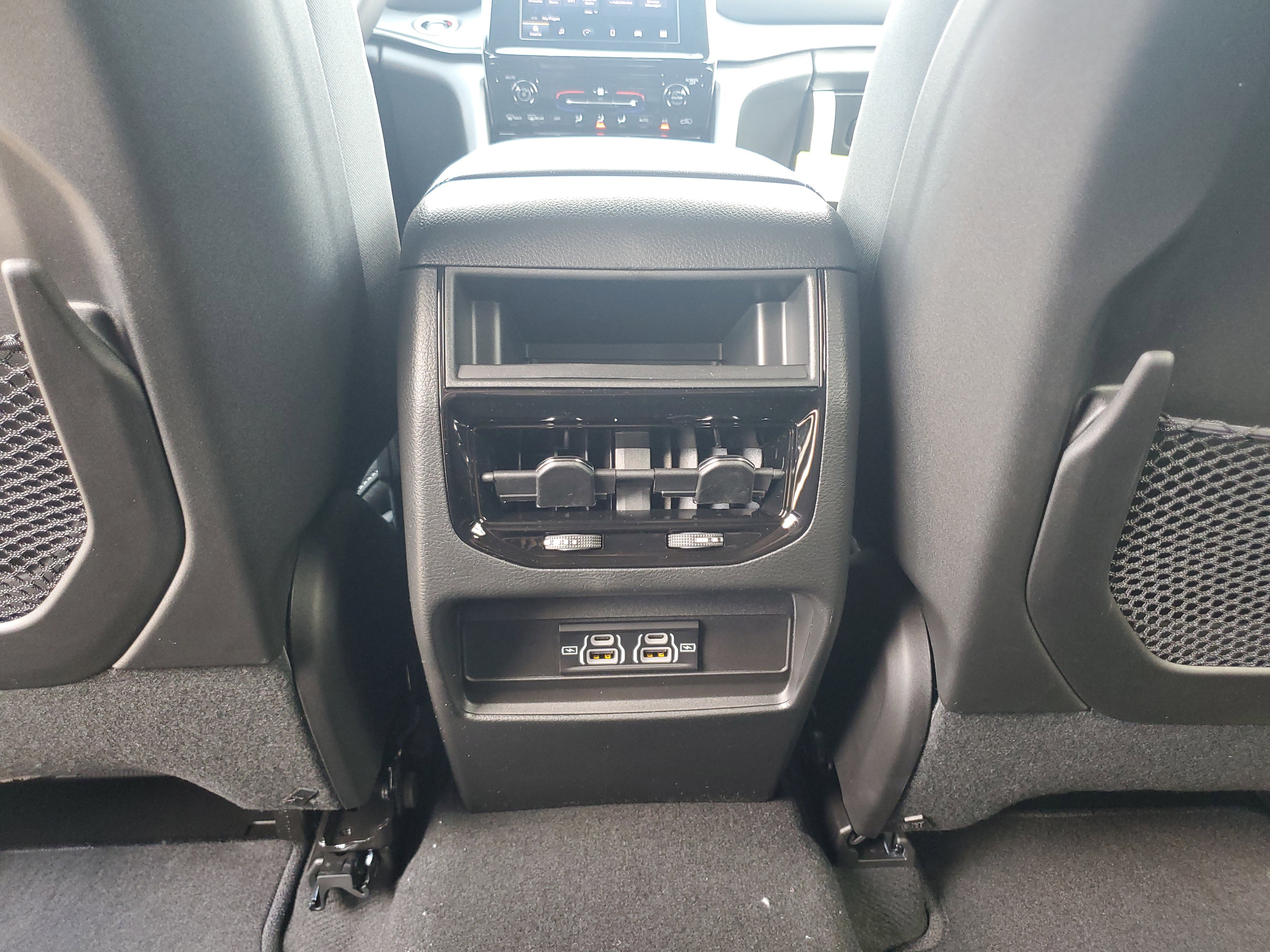 New 2025 Jeep Grand Cherokee Laredo X image 12