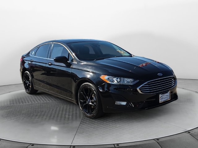Used 2020 Ford Fusion SE FWD image 7