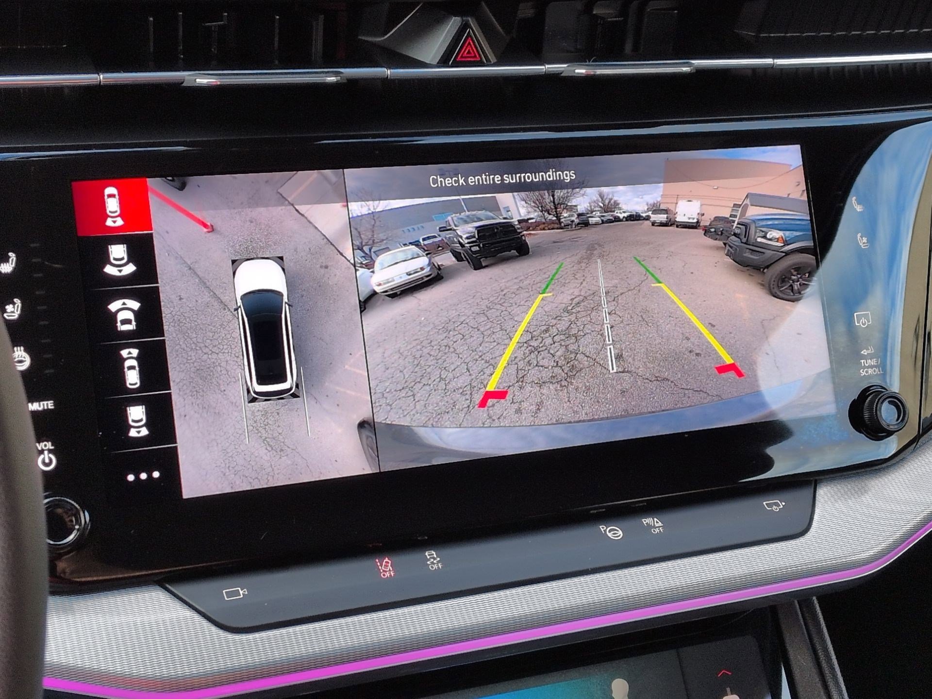 Used 2024 Jeep Wagoneer Launch Edition image 14