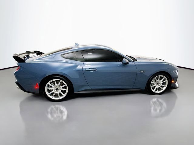 Used 2025 Ford Mustang GT Premium RWD image 8