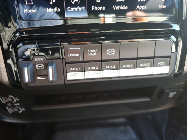 New 2027 RAM 5500 Tradesman AWD/4WD image 32