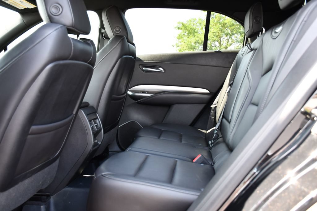 Used 2019 Cadillac XT4 Premium Luxury w/ Cold Weather Package AWD/4WD image 19