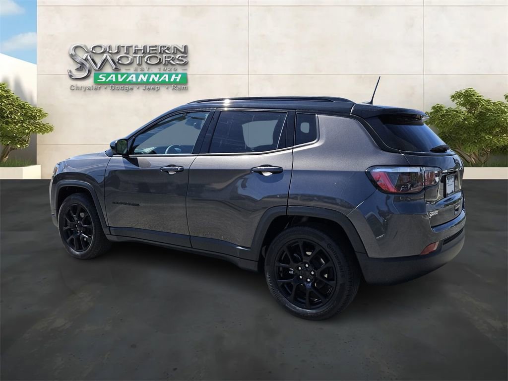 Used 2022 Jeep Compass Altitude image 3