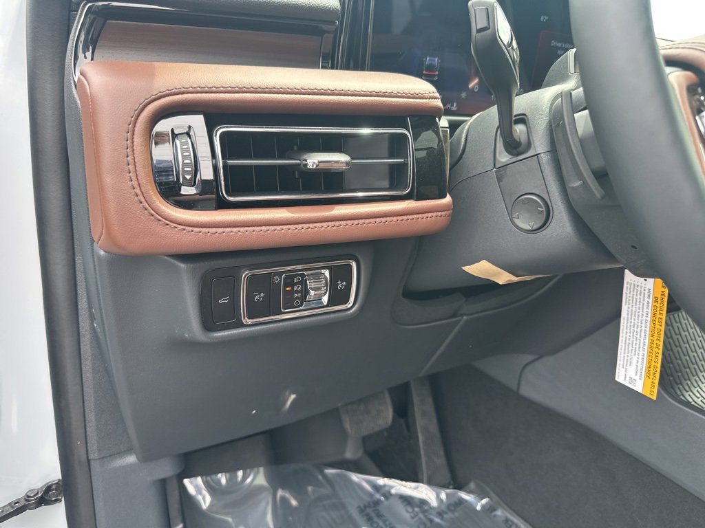 New 2025 Lincoln Aviator Reserve w/ Equipment Group 201A image 36