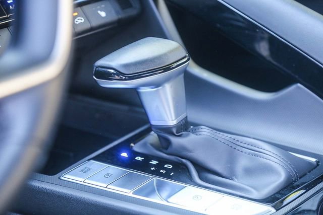 Certified 2025 Hyundai Elantra SEL image 26