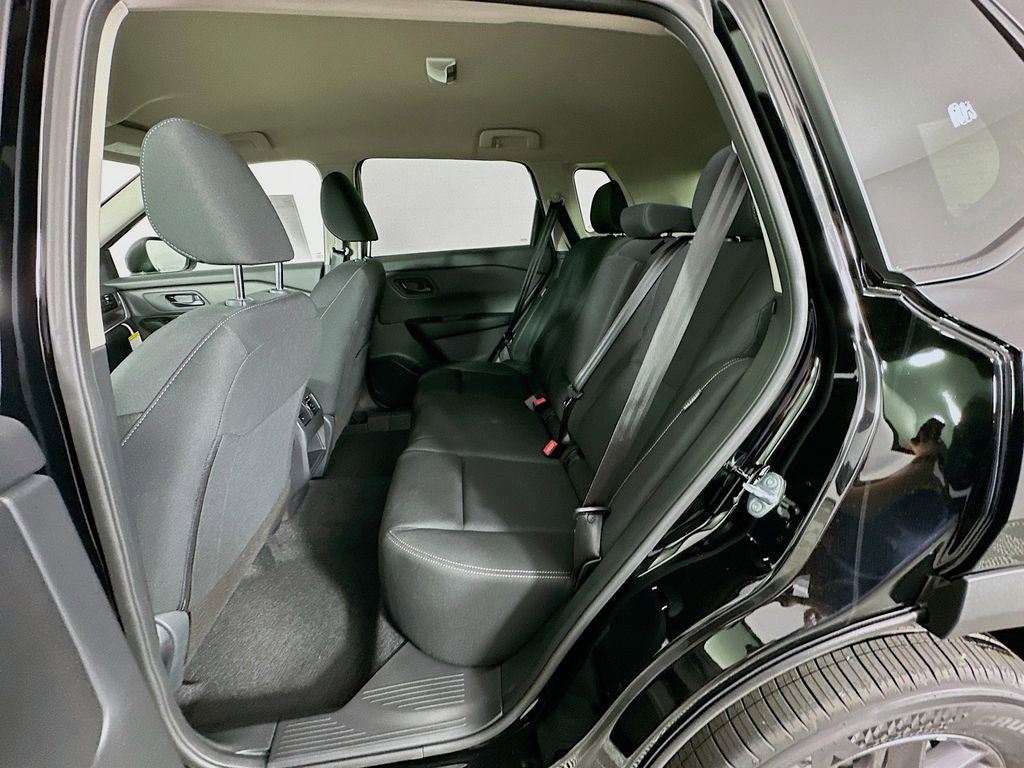 New 2026 Nissan Rogue S image 30