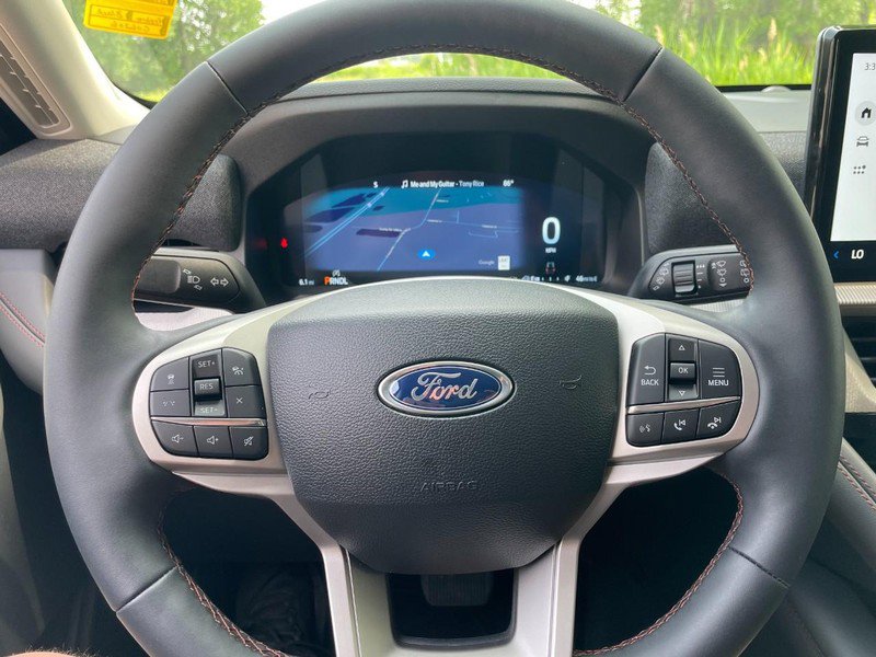 New 2025 Ford Explorer Active w/ Active Comfort Package image 25