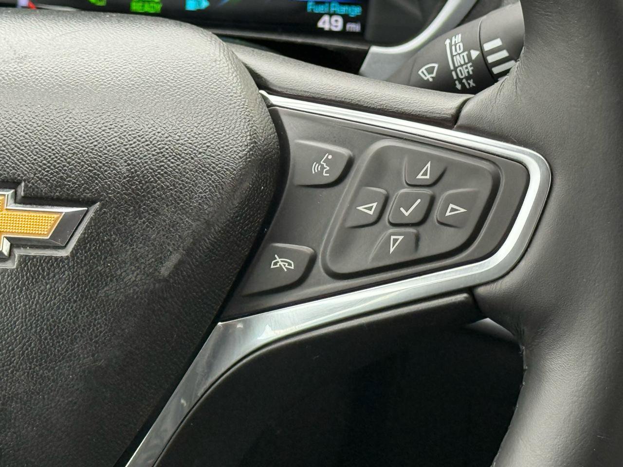 Used 2017 Chevrolet Volt LT w/ Comfort Package FWD image 23