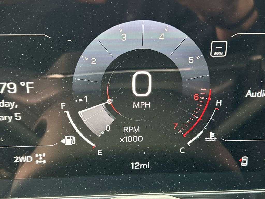 New 2026 GMC Yukon Elevation image 12