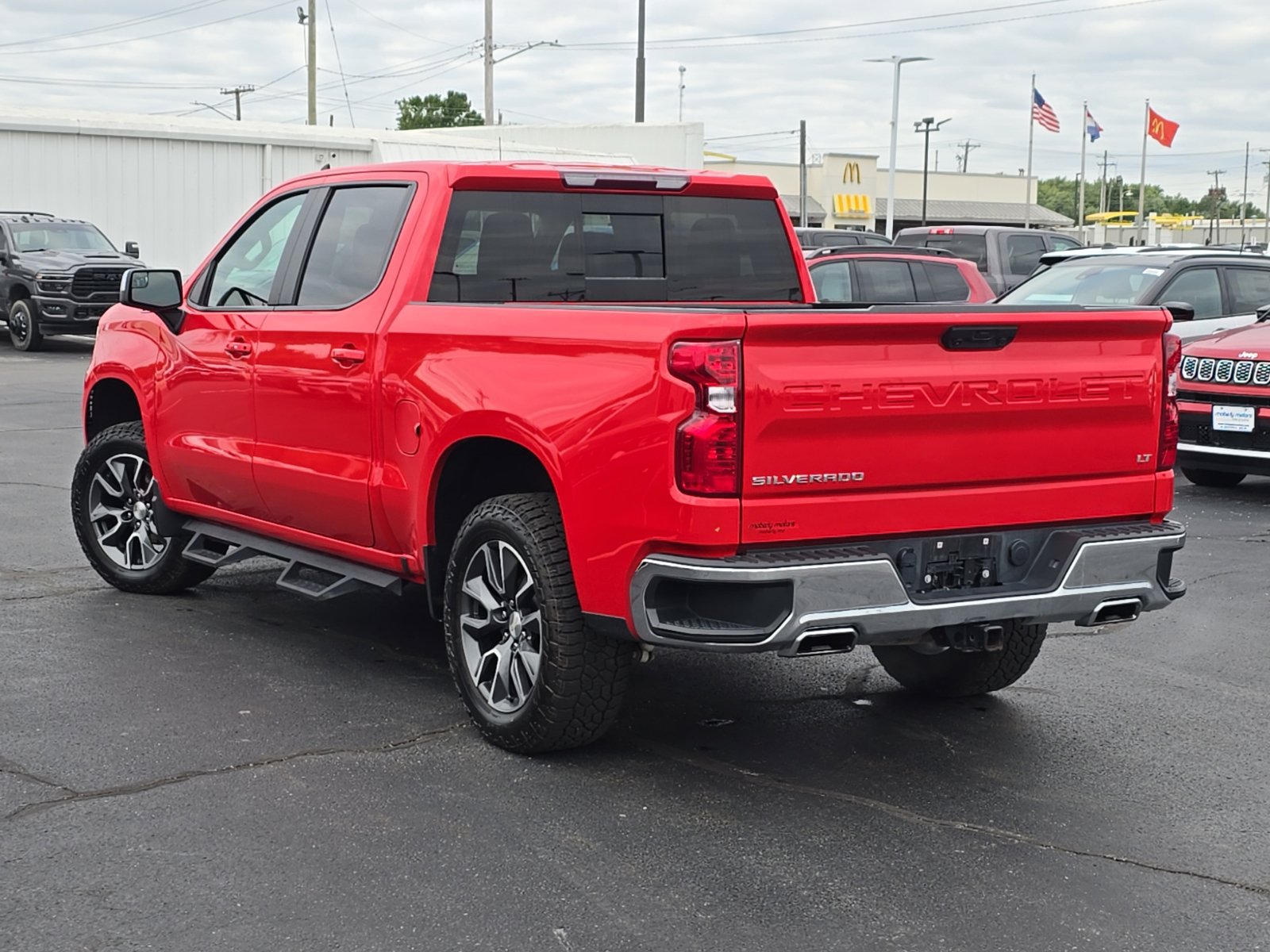 Used 2022 Chevrolet Silverado 1500 LT AWD/4WD image 52