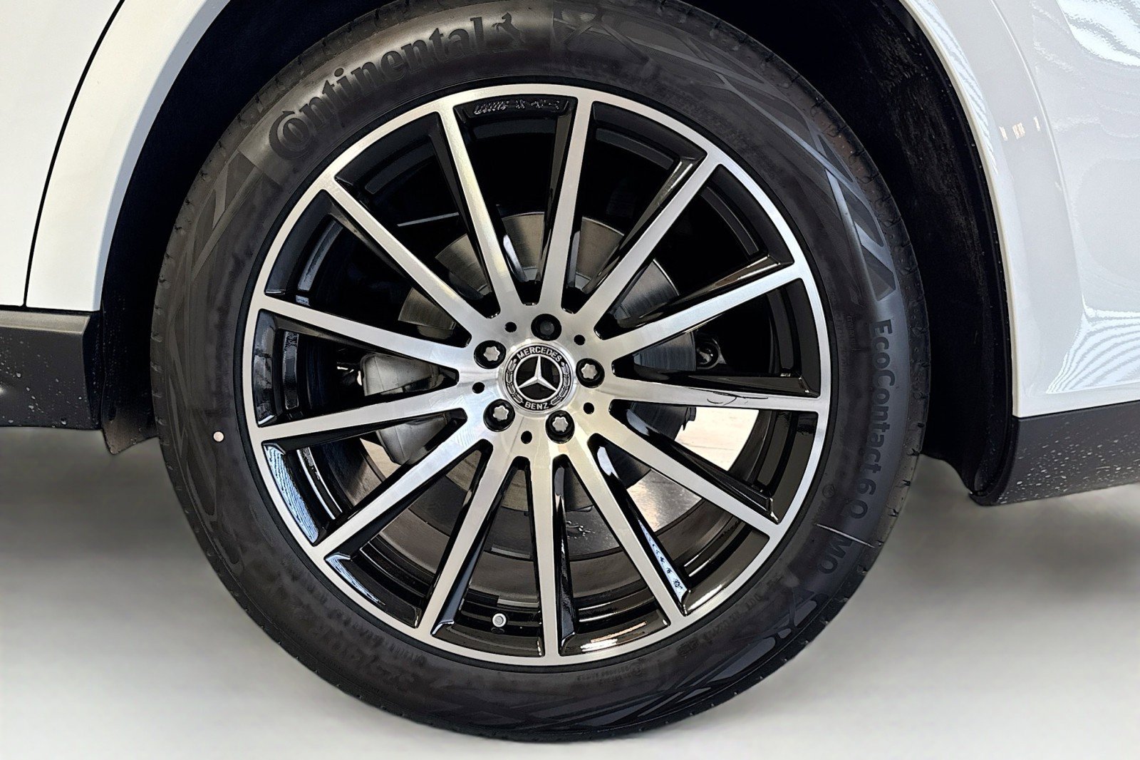 New 2026 Mercedes-Benz GLS 580 4MATIC image 30