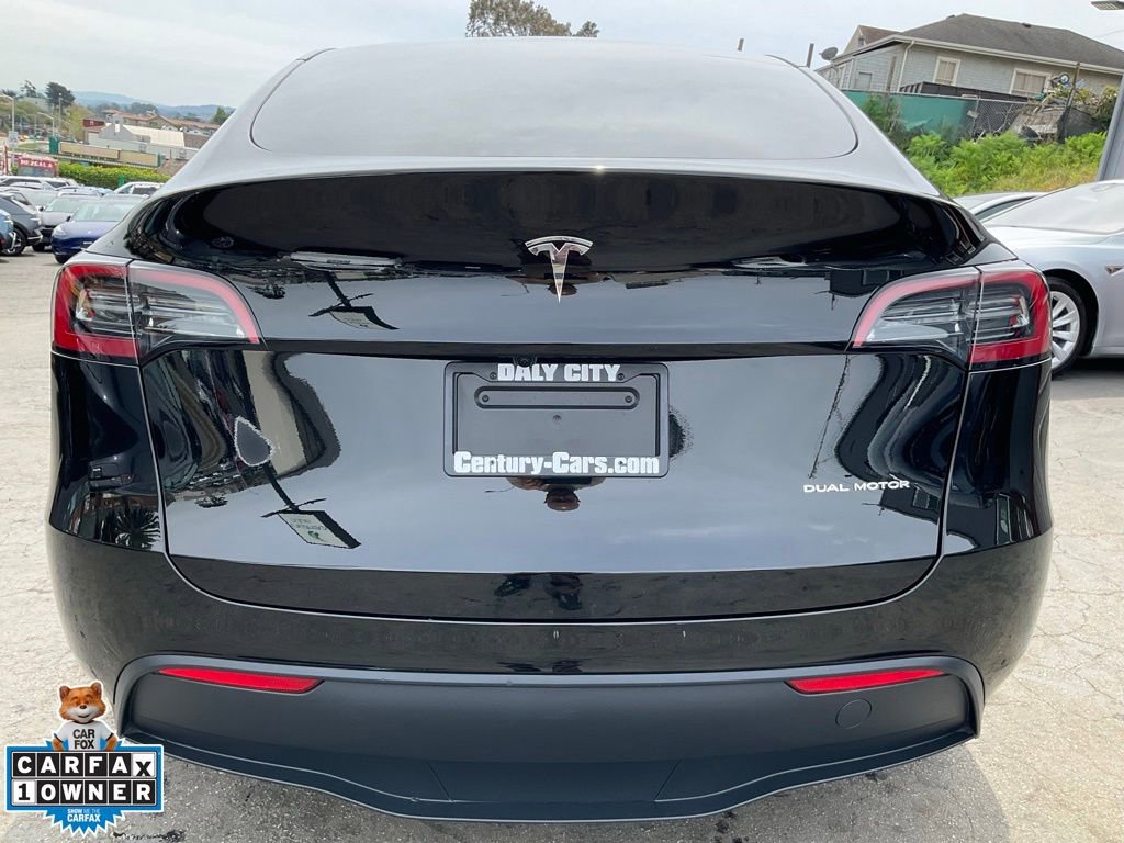Used 2024 Tesla Model Y Long Range image 4