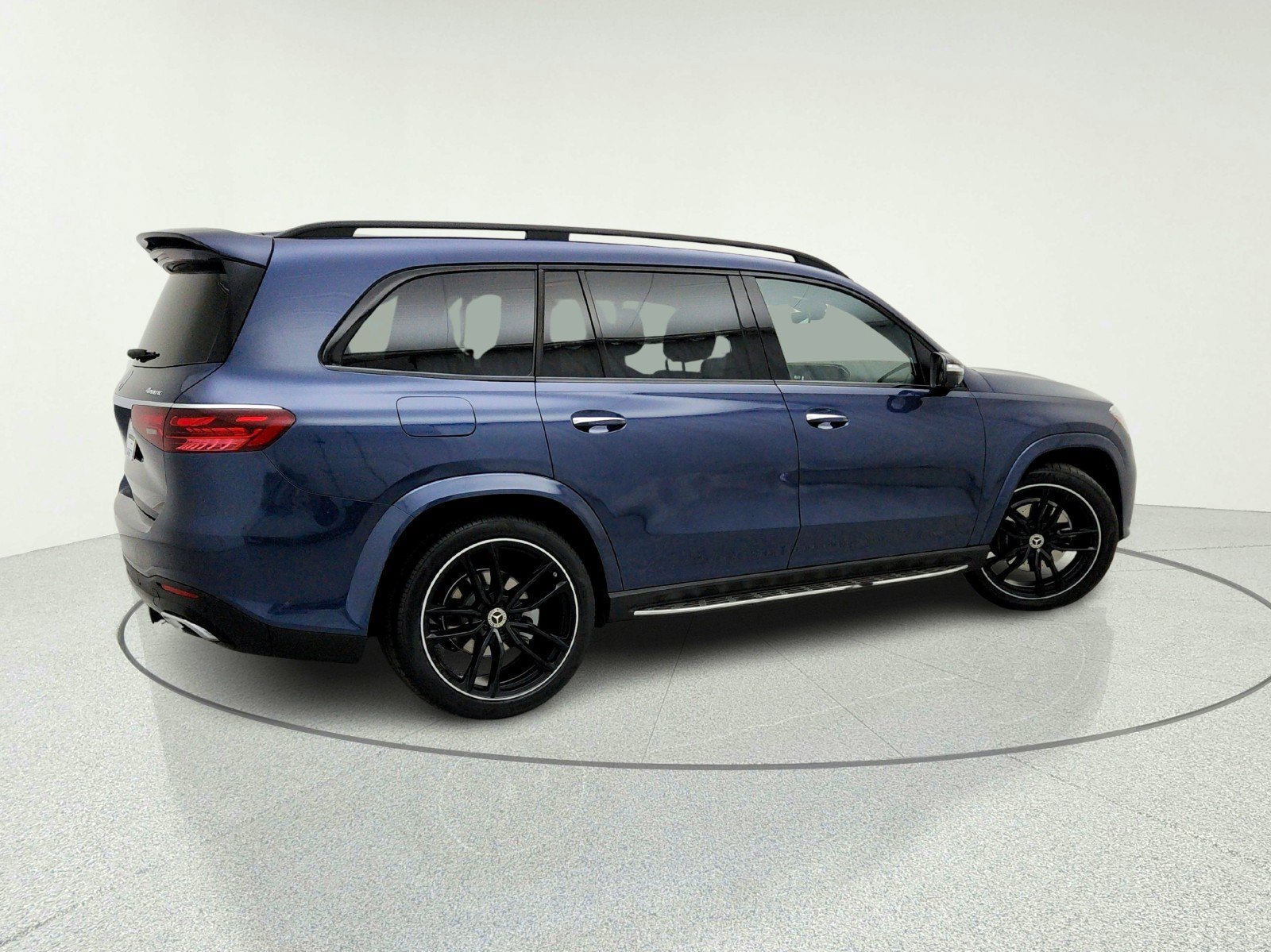 Certified 2024 Mercedes-Benz GLS 450 4MATIC w/ AMG Line Exterior image 8