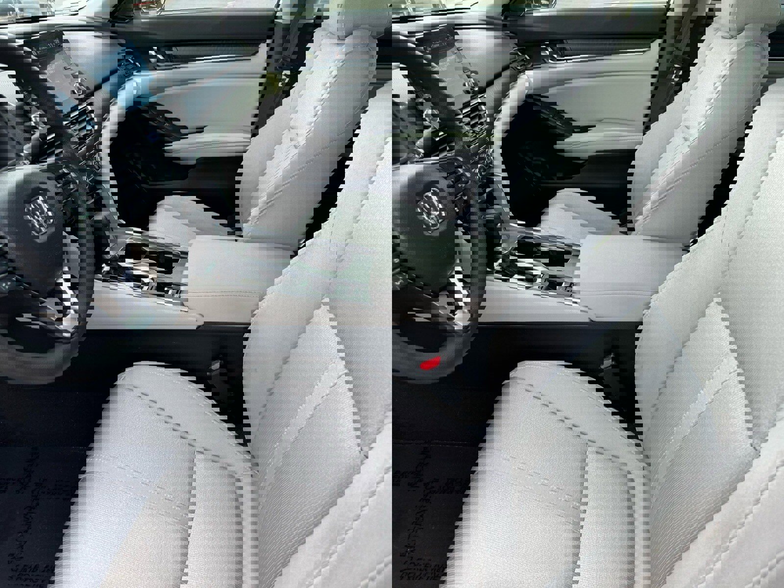 Used 2020 Honda Accord EX image 18