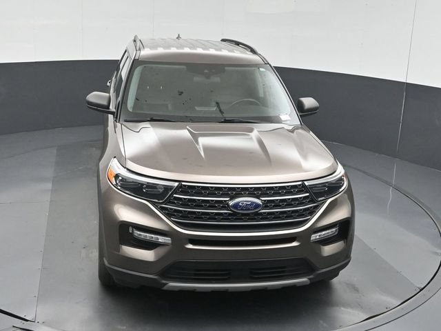 Used 2021 Ford Explorer XLT w/ Equipment Group 202A AWD/4WD image 45