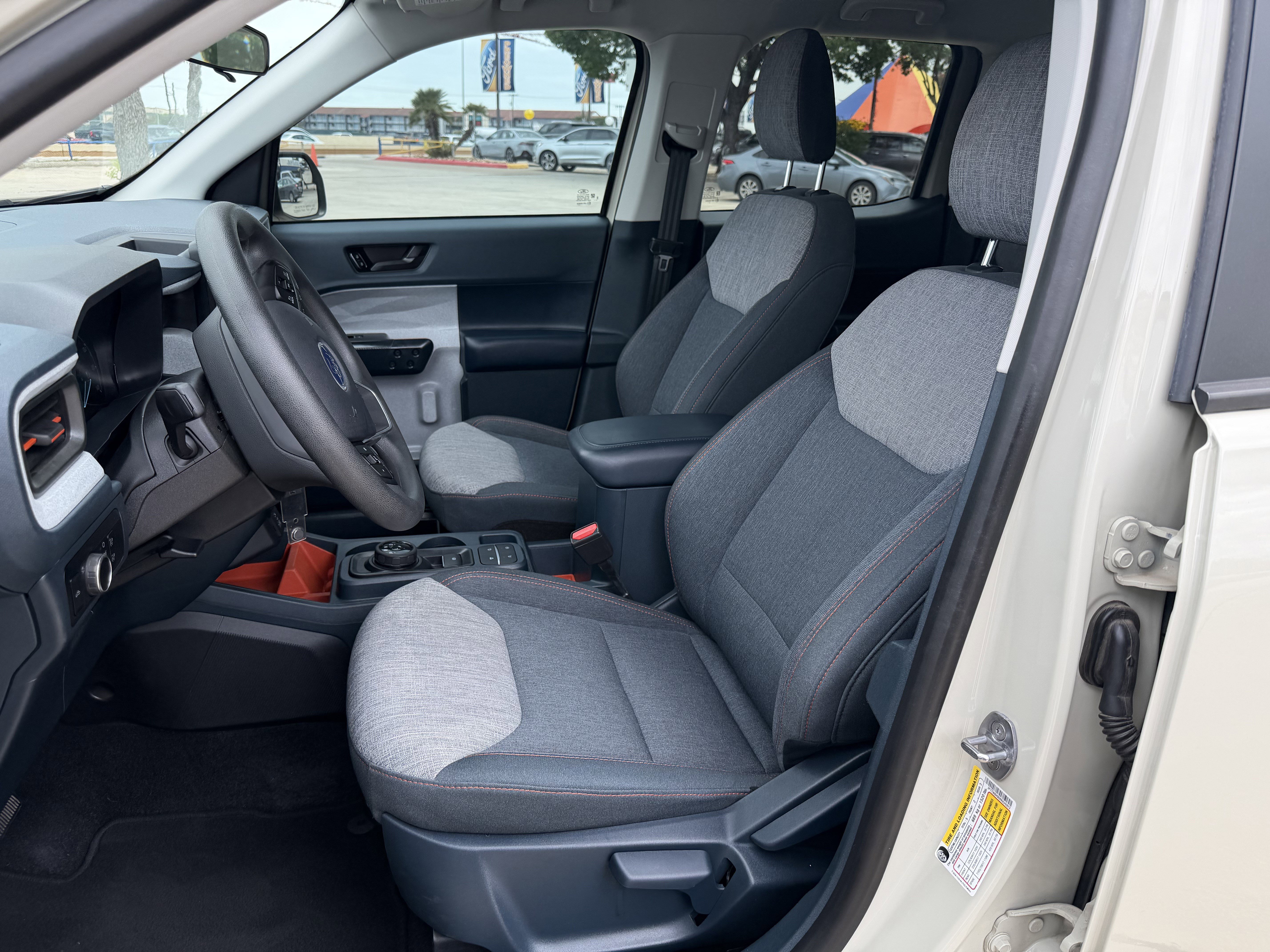 Used 2024 Ford Maverick XLT image 14