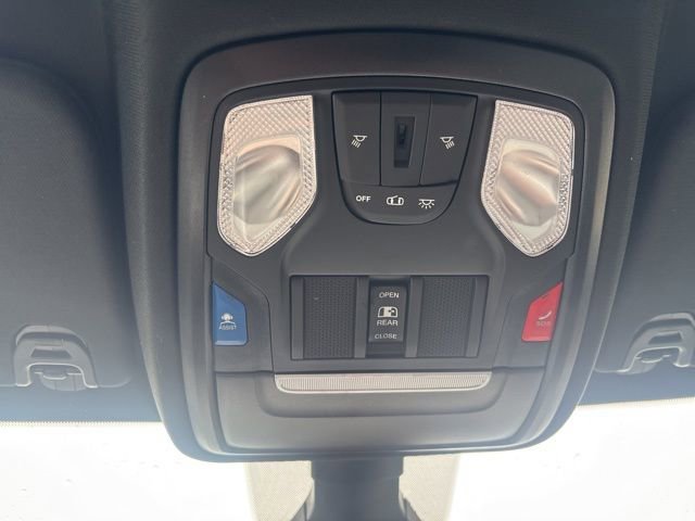Used 2024 RAM 1500 Big Horn AWD/4WD image 30