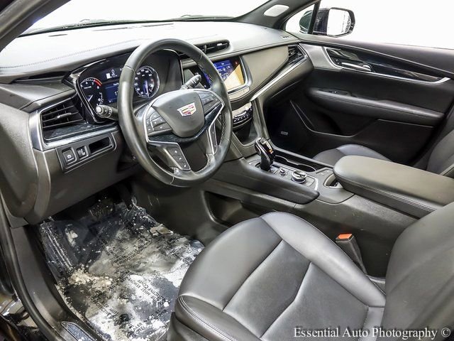 Certified 2025 Cadillac XT5 Premium Luxury image 10
