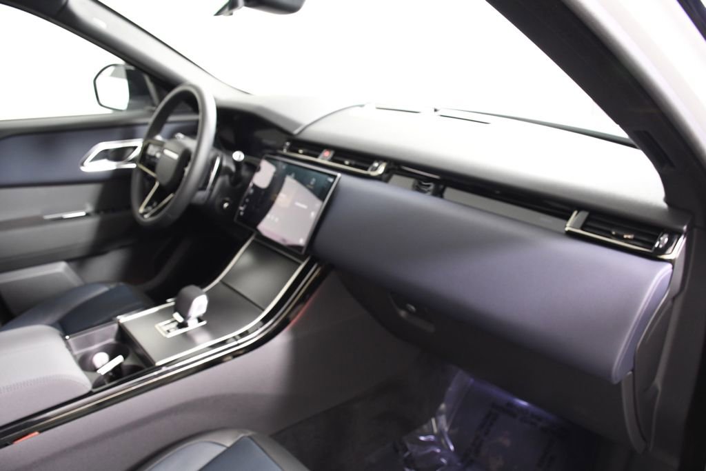 New 2026 Land Rover Range Rover Velar S AWD/4WD image 19