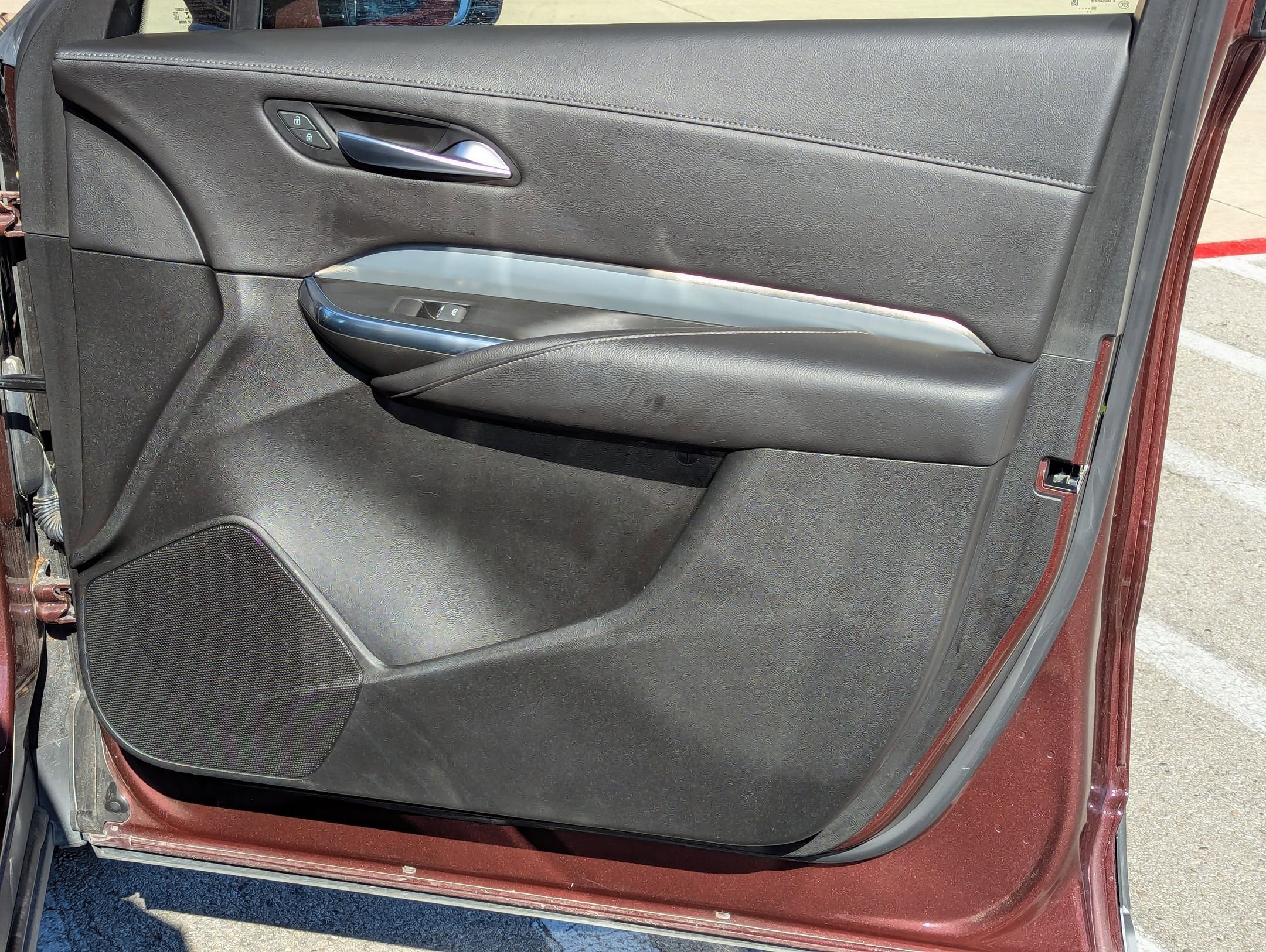 Used 2023 Cadillac XT4 Premium Luxury image 28