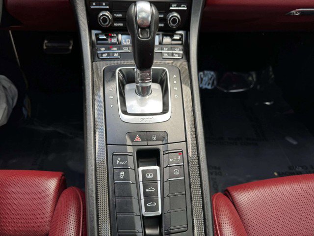 Used 2017 Porsche 911 Turbo S image 37