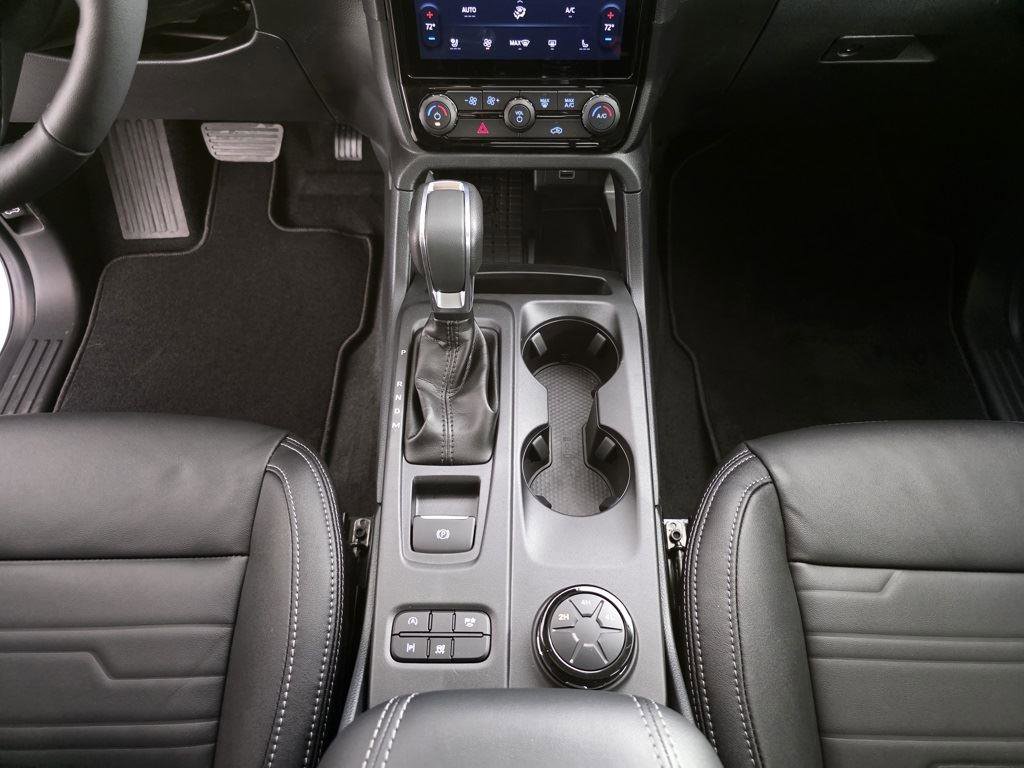 Used 2025 Ford Ranger Lariat w/ Chrome Accent Package image 34